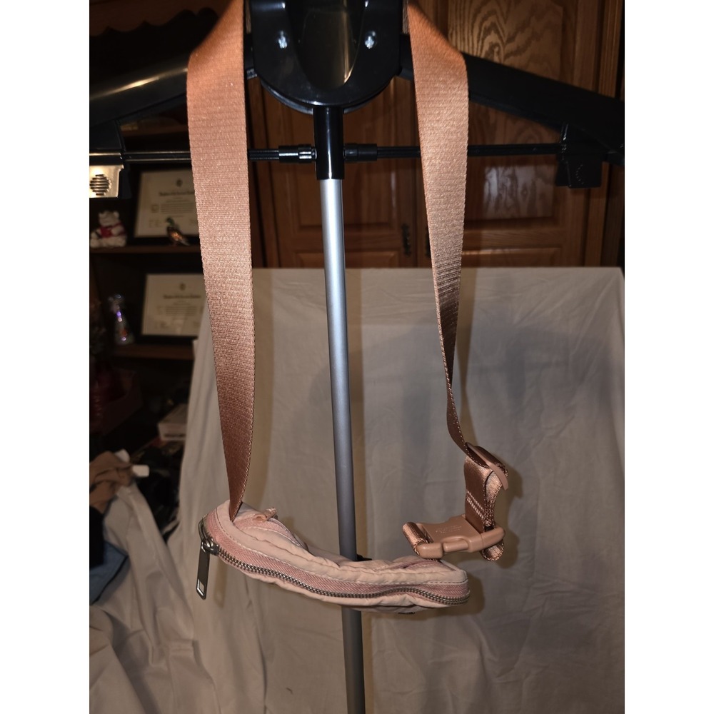 Lululemon Crossbody Bag‎ With Adjustable Strap. - Picture 3 of 4